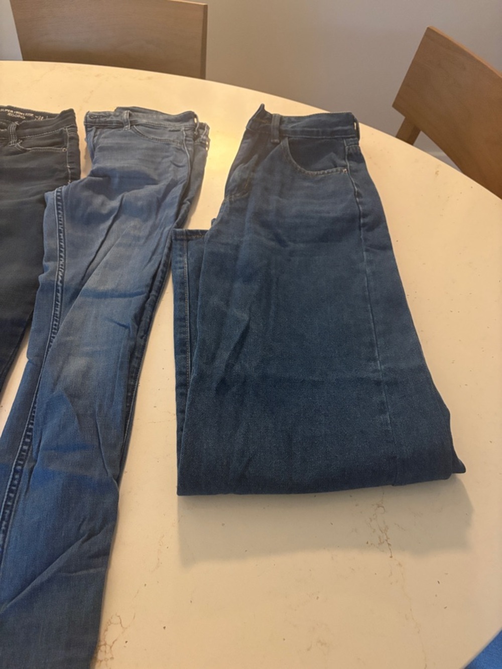 Women’s  Skinny Fit Jeans in Blue - Versatile Everyday Style - Picture 2 of 3